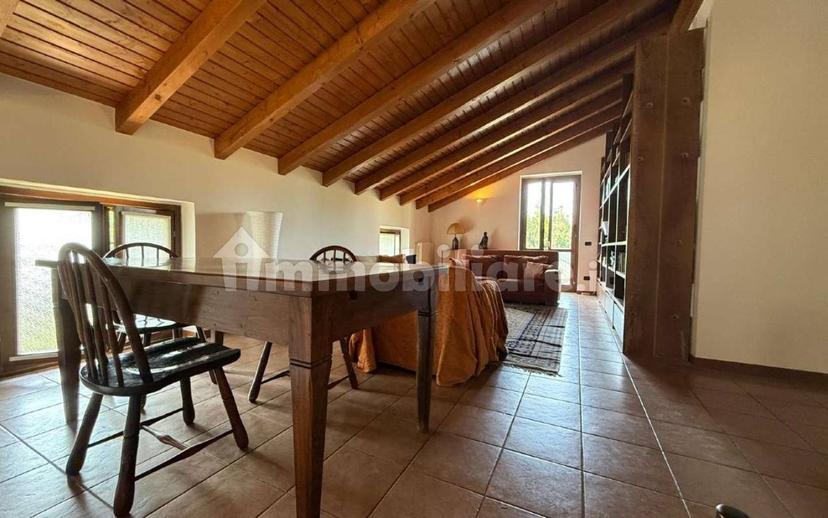 Appartamento via Villa Giovio, Breccia - Lazzago, Como