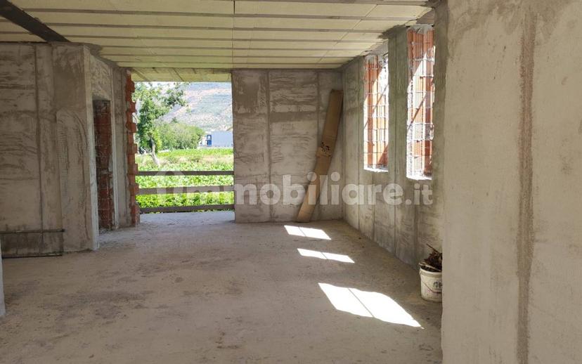 Villa bifamiliare via Marinelli, Santa Maria a Vico — foto 3 di 22