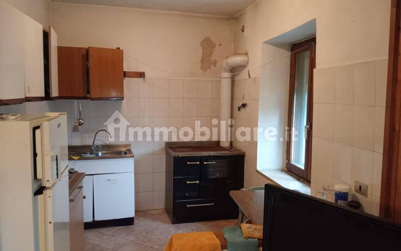Quadrilocale via di Sopra 31, Bozzana, Caldes — foto 2 di 13