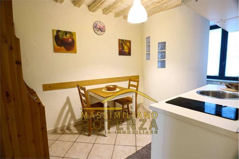 Bilocale via Francesca Vecchia, Alberghi, Via Romana, Pescia Morta, Pescia — foto 11 di 17