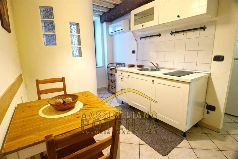 Bilocale via Francesca Vecchia, Alberghi, Via Romana, Pescia Morta, Pescia — foto 12 di 17