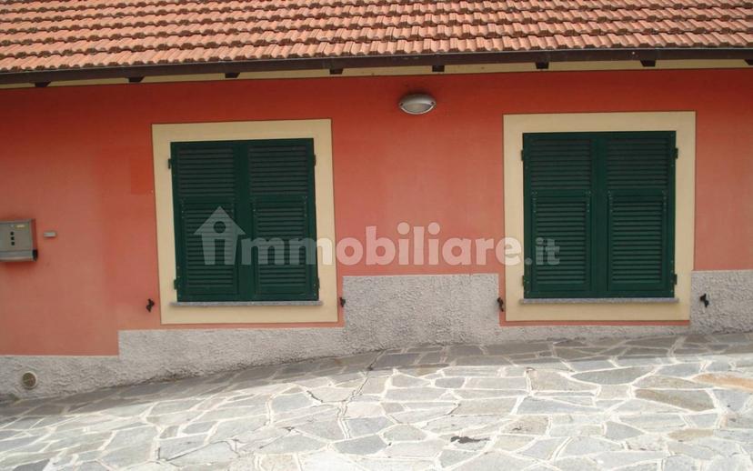 Villa unifamiliare via Airolo Ciona, Serra Riccò — foto 7 di 10