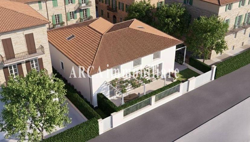 Villa unifamiliare, da ristrutturare, 130 m², Pietrasanta — foto 8 di 9