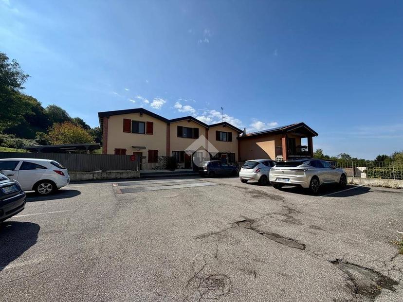 Bilocale via Santa Maria 11, Caprino, Caprino Bergamasco — foto 10 di 22