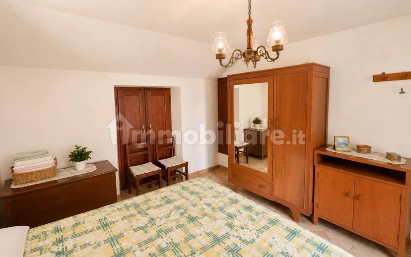 Terratetto unifamiliare 76 m², buono stato, Centro, Santa Caterina dello Ionio — foto 2 di 15