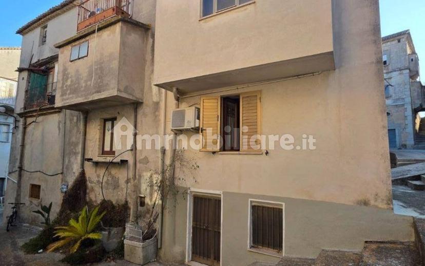 Terratetto unifamiliare 76 m², buono stato, Centro, Santa Caterina dello Ionio — foto 8 di 15