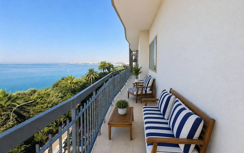 Appartamento piazza Ebalia 1, Borgo, Taranto