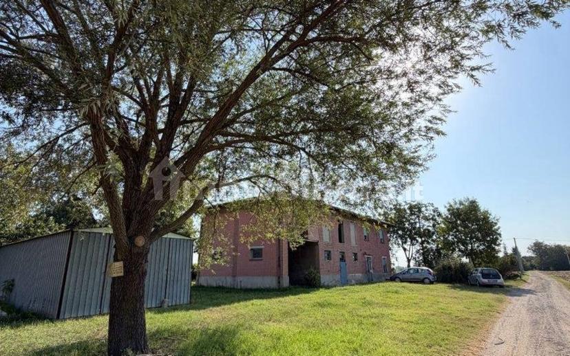 Casale via Ezio Ballestrazzi 12, Sala Bolognese — foto 3 di 29