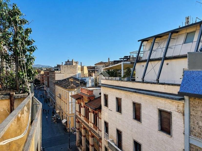 Attico Galleria Del corso 2, Centro Storico, Terni — foto 11 di 20