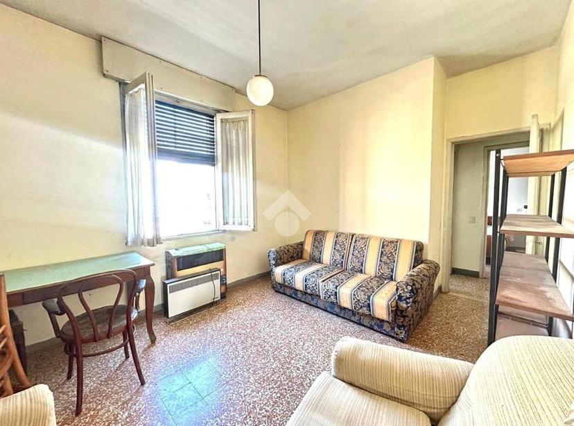 Appartamento via G. Rossini 20, Centro, Fiorenzuola d'Arda — foto 4 di 11