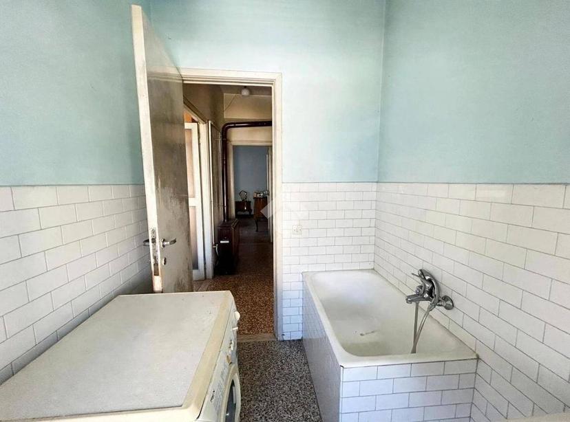 Appartamento via G. Rossini 20, Centro, Fiorenzuola d'Arda — foto 10 di 11