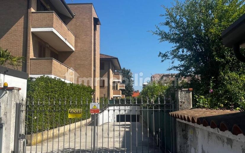 Trilocale via Adamello 53, Cesano Maderno — foto 4 di 5