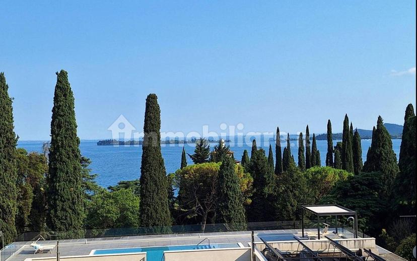 Appartamento via al Vittoriale 11, Centro, Gardone Riviera — foto 3 di 6