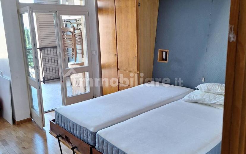 Appartamento via al Vittoriale 11, Centro, Gardone Riviera — foto 2 di 6