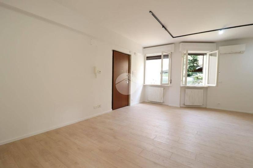 Trilocale via Marzabotto 35, Centro, Giulianova — foto 10 di 32