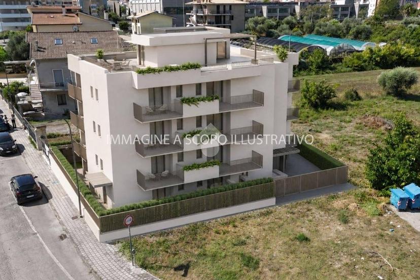 Trilocale via Lombardia 10, Centro, Grottammare — foto 12 di 17