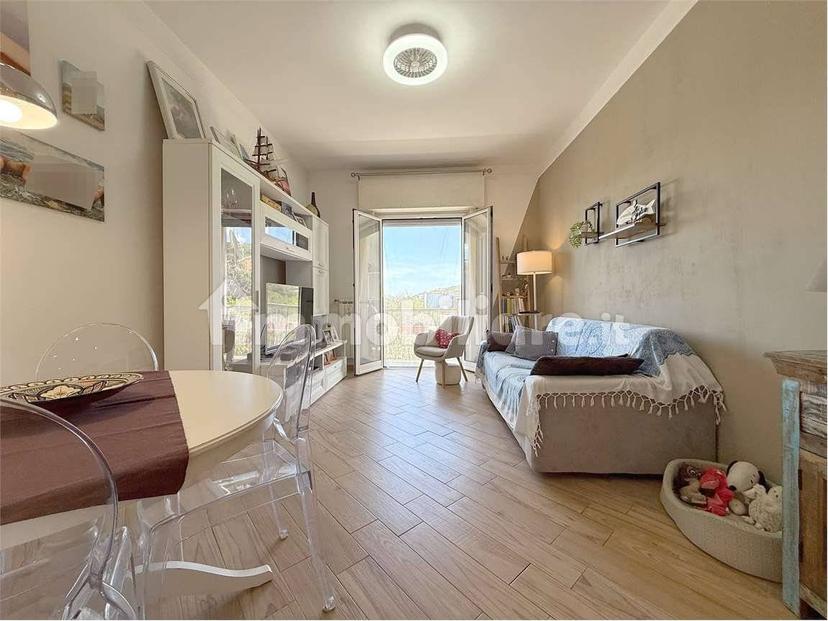 Appartamento ottimo stato, primo piano, Centro, Cogoleto — foto 19 di 22