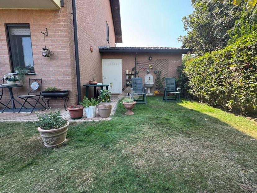 Villa bifamiliare viale Beato Quagliotti 62, Cameri — foto 21 di 40