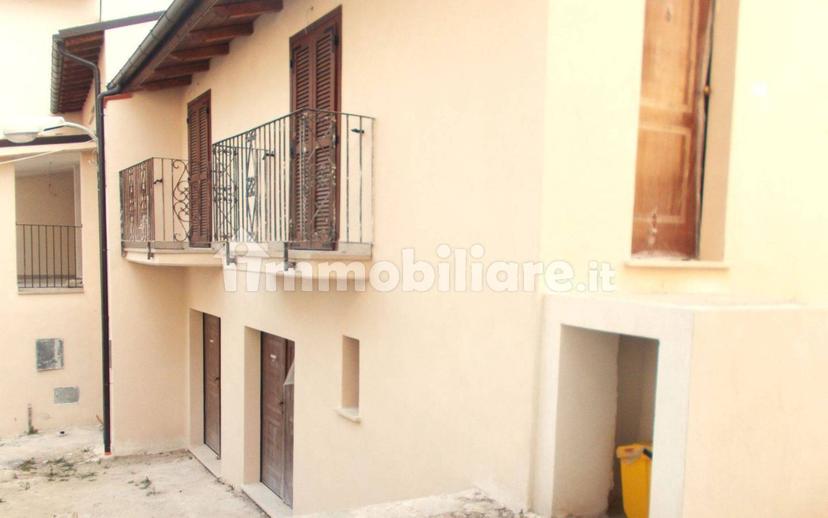 Terratetto unifamiliare via Martellucci 6, Collebrincioni - Assergi, L'Aquila — foto 17 di 20