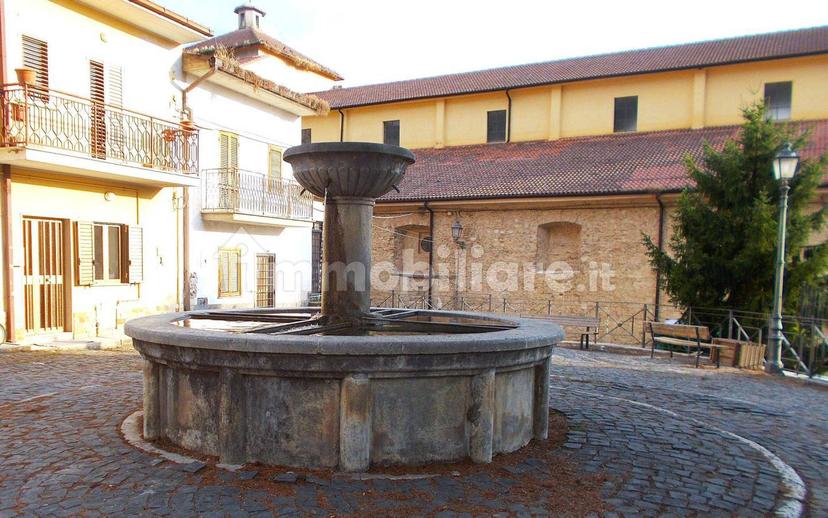 Terratetto unifamiliare via Martellucci 6, Collebrincioni - Assergi, L'Aquila — foto 12 di 20