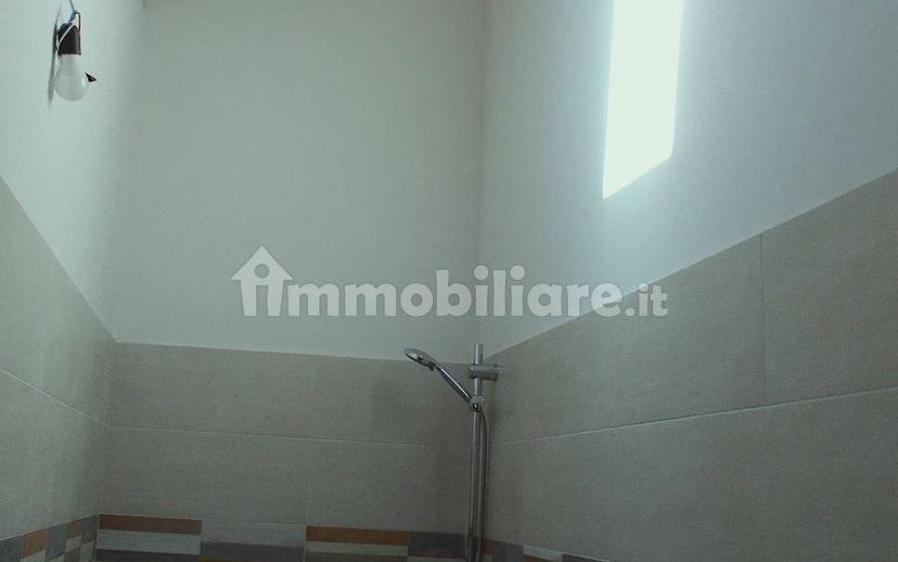 Terratetto unifamiliare via Martellucci 6, Collebrincioni - Assergi, L'Aquila — foto 4 di 20