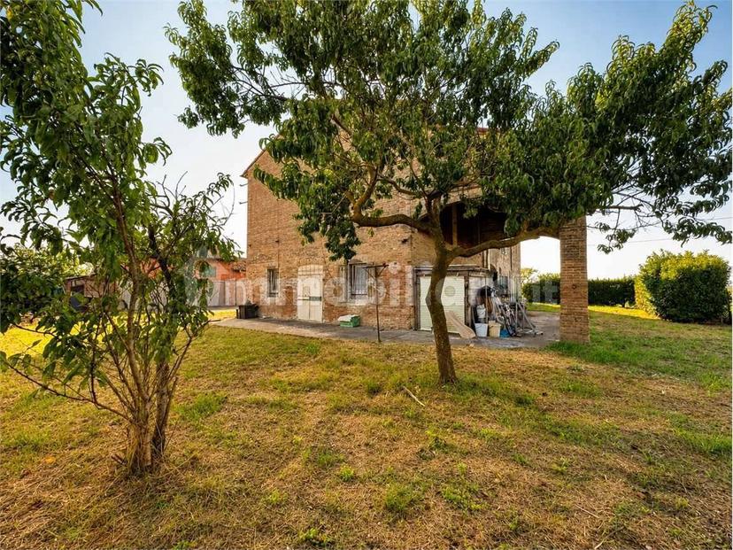 Villa bifamiliare, buono stato, 243 m², Soragna — foto 48 di 59
