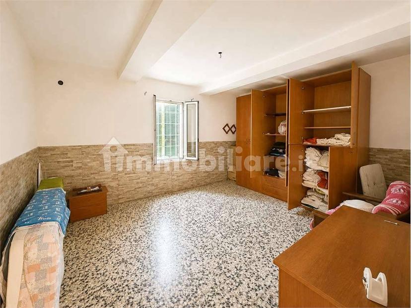 Villa bifamiliare, buono stato, 243 m², Soragna — foto 15 di 59