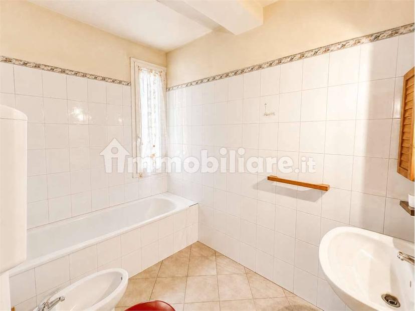 Villa bifamiliare, buono stato, 243 m², Soragna — foto 52 di 59