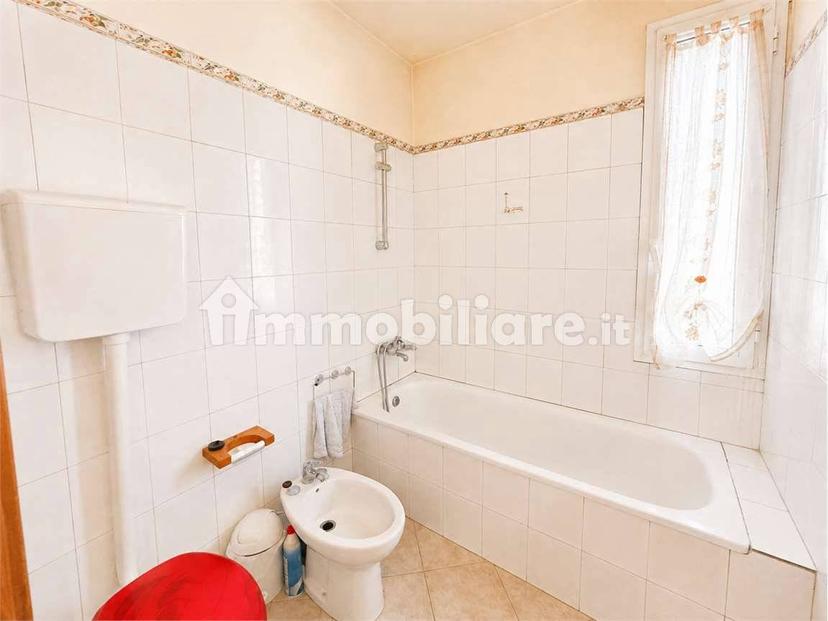 Villa bifamiliare, buono stato, 243 m², Soragna — foto 31 di 59