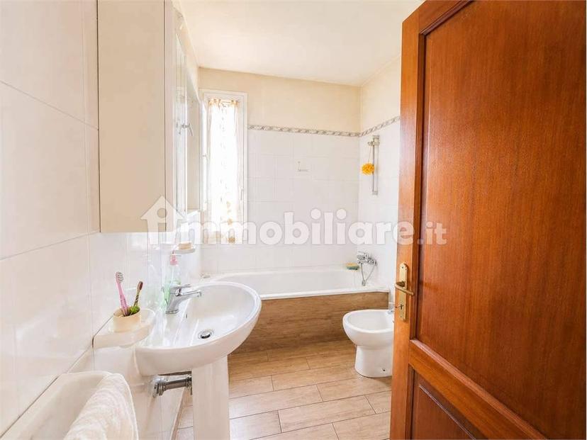 Villa bifamiliare, buono stato, 243 m², Soragna — foto 56 di 59