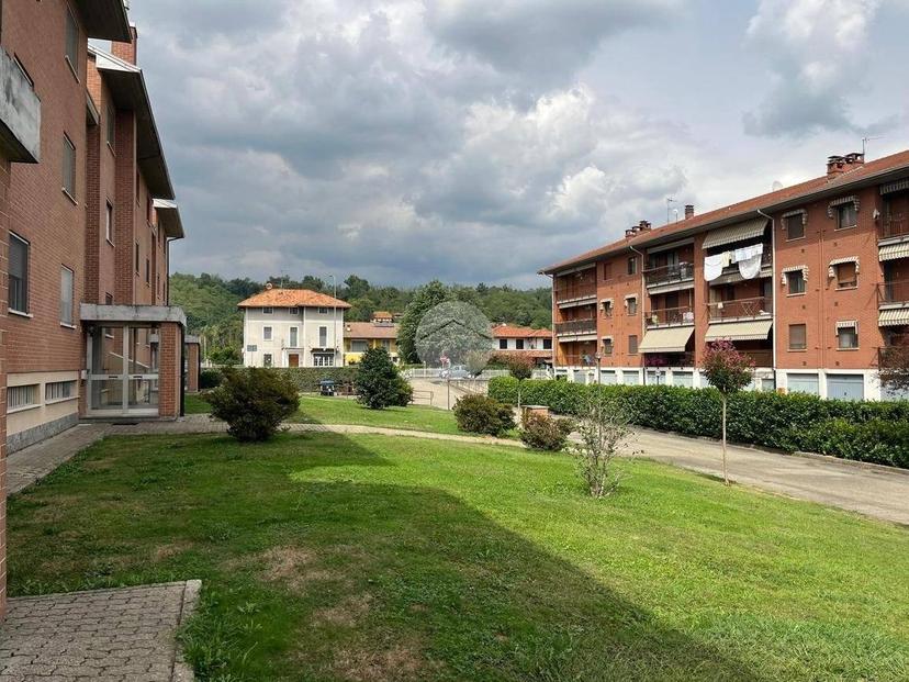 Quadrilocale via Quintino Sella 43, Quaregna Cerreto — foto 2 di 32