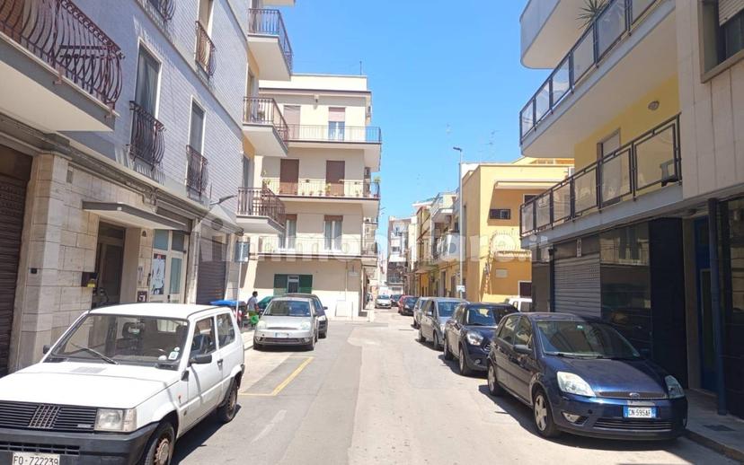 Trilocale via Vincenzo Bellezza, Centro, Bitonto — foto 17 di 23