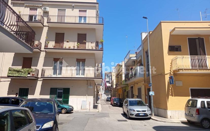 Trilocale via Vincenzo Bellezza, Centro, Bitonto — foto 4 di 23