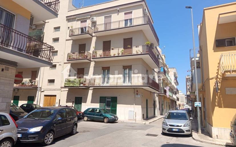 Trilocale via Vincenzo Bellezza, Centro, Bitonto — foto 9 di 23
