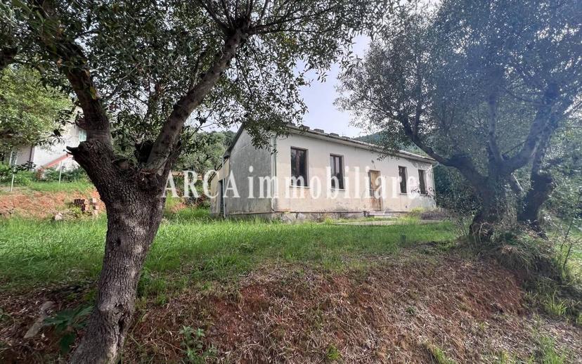 Rustico, da ristrutturare, 72 m², Pietrasanta — foto 10 di 13