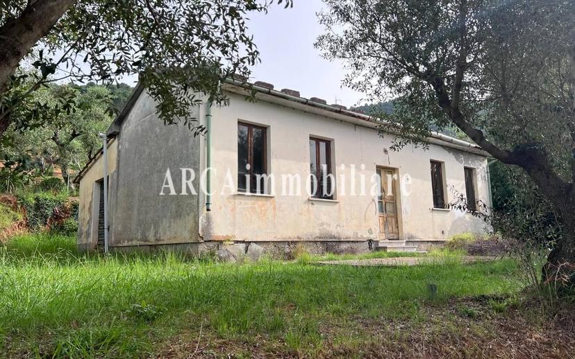 Rustico, da ristrutturare, 72 m², Pietrasanta — foto 4 di 13