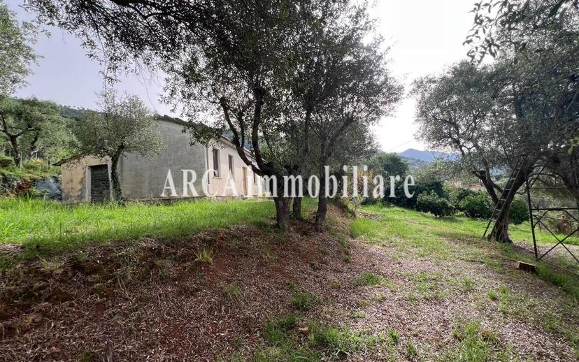 Rustico, da ristrutturare, 72 m², Pietrasanta — foto 9 di 13