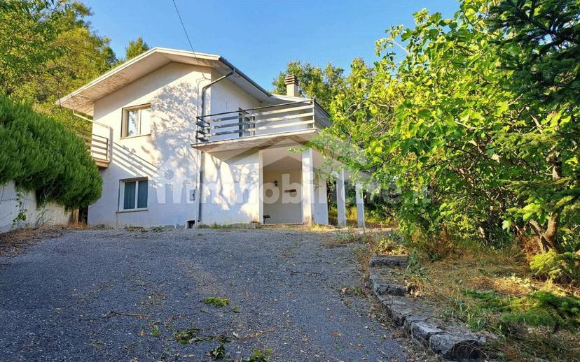 Villa unifamiliare, buono stato, 97 m², Castelbottaccio — foto 20 di 33