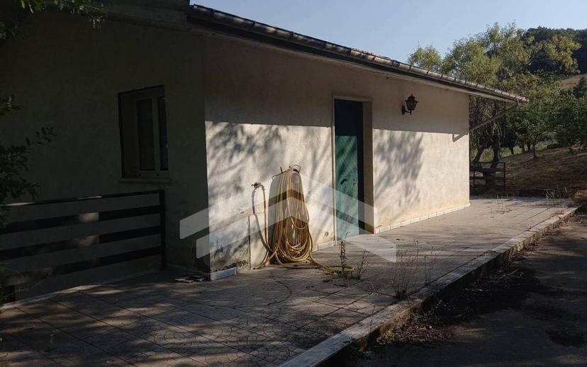Villa unifamiliare, buono stato, 97 m², Castelbottaccio