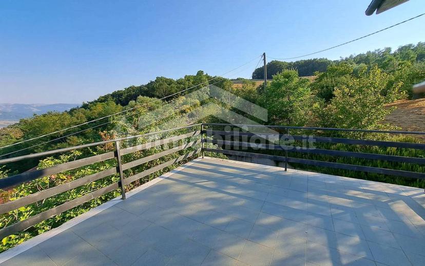 Villa unifamiliare, buono stato, 97 m², Castelbottaccio — foto 21 di 33