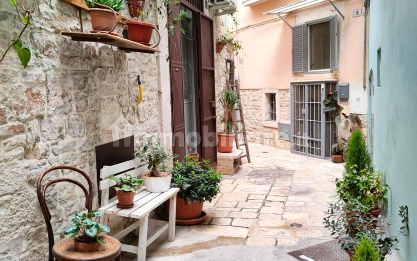 Quadrilocale Vico Marcantonio Ingannamorte, Centro, Bitonto — foto 11 di 17