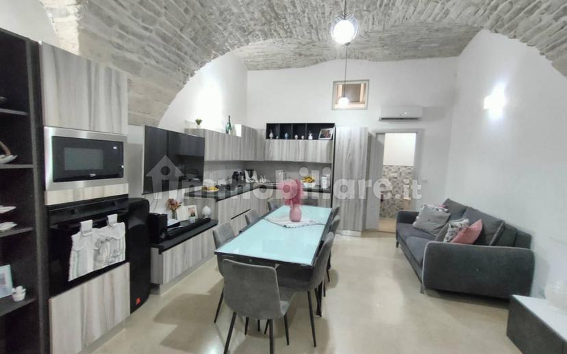 Quadrilocale Vico Marcantonio Ingannamorte, Centro, Bitonto — foto 12 di 17