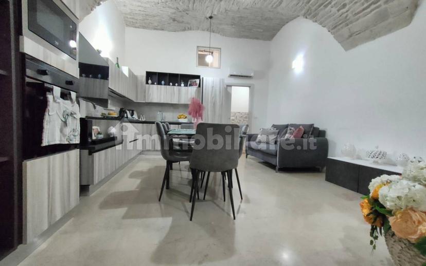 Quadrilocale Vico Marcantonio Ingannamorte, Centro, Bitonto — foto 6 di 17