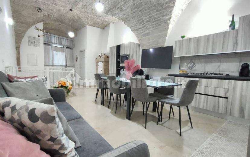 Quadrilocale Vico Marcantonio Ingannamorte, Centro, Bitonto — foto 4 di 17