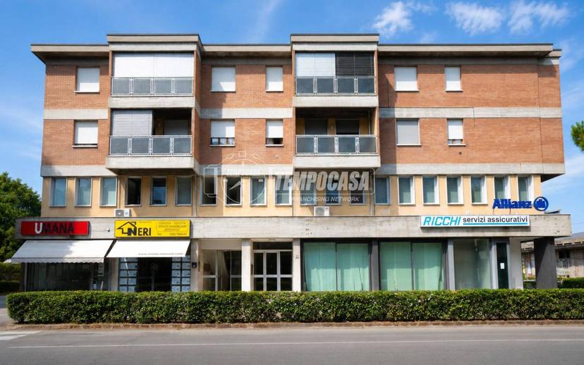 Appartamento via Giovan Battista Bellucci 3, Centro, Vignola — foto 25 di 44