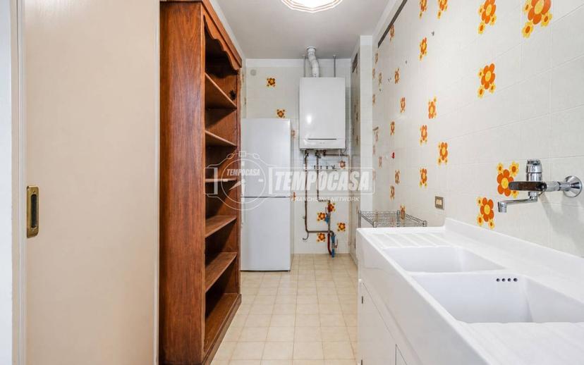 Appartamento via Giovan Battista Bellucci 3, Centro, Vignola — foto 41 di 44