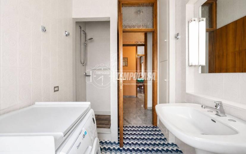 Appartamento via Giovan Battista Bellucci 3, Centro, Vignola — foto 40 di 44
