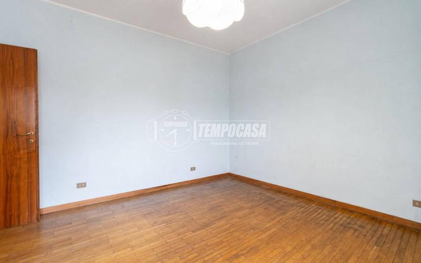 Appartamento via Giovan Battista Bellucci 3, Centro, Vignola — foto 12 di 44