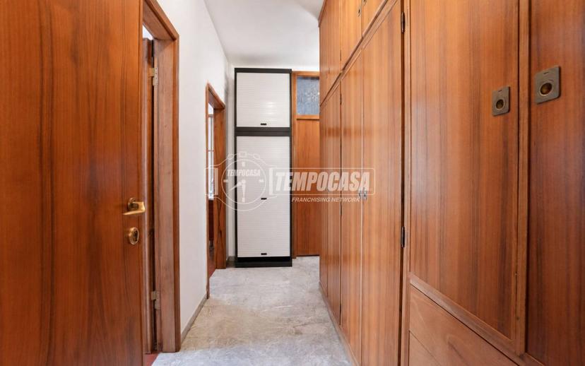 Appartamento via Giovan Battista Bellucci 3, Centro, Vignola — foto 32 di 44