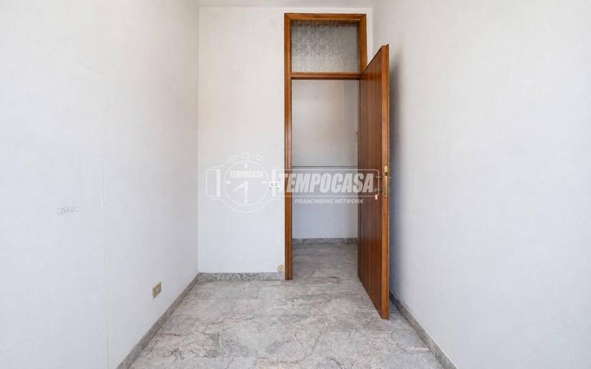 Appartamento via Giovan Battista Bellucci 3, Centro, Vignola — foto 33 di 44